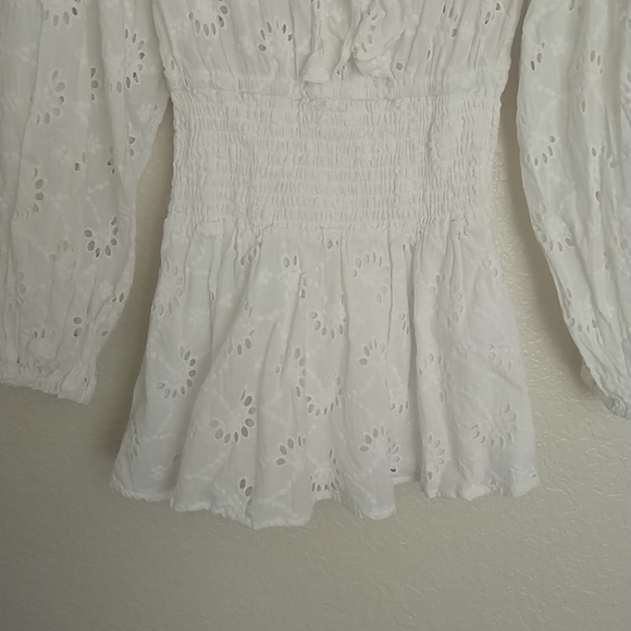 sabo skirt eyelet white long sleeve key hole back mini dress sz M - Picture 4 of 8